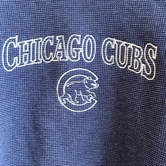 Chicago Cubs sweatshirt - Picture 2 of 3
